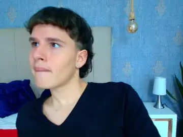 Chaturbate Live Sex Cam of sexyboy_vc