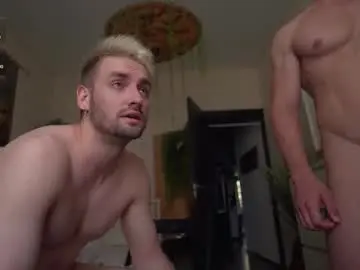 Chaturbate Sex Cam of muscularfriend