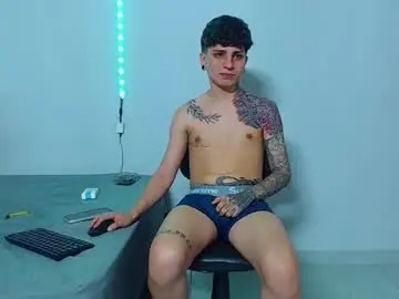 Chaturbate Live Sex Cam of mike777jr