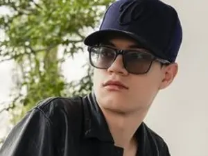 Streamate Watch Live Sex Cams of wolfansky
